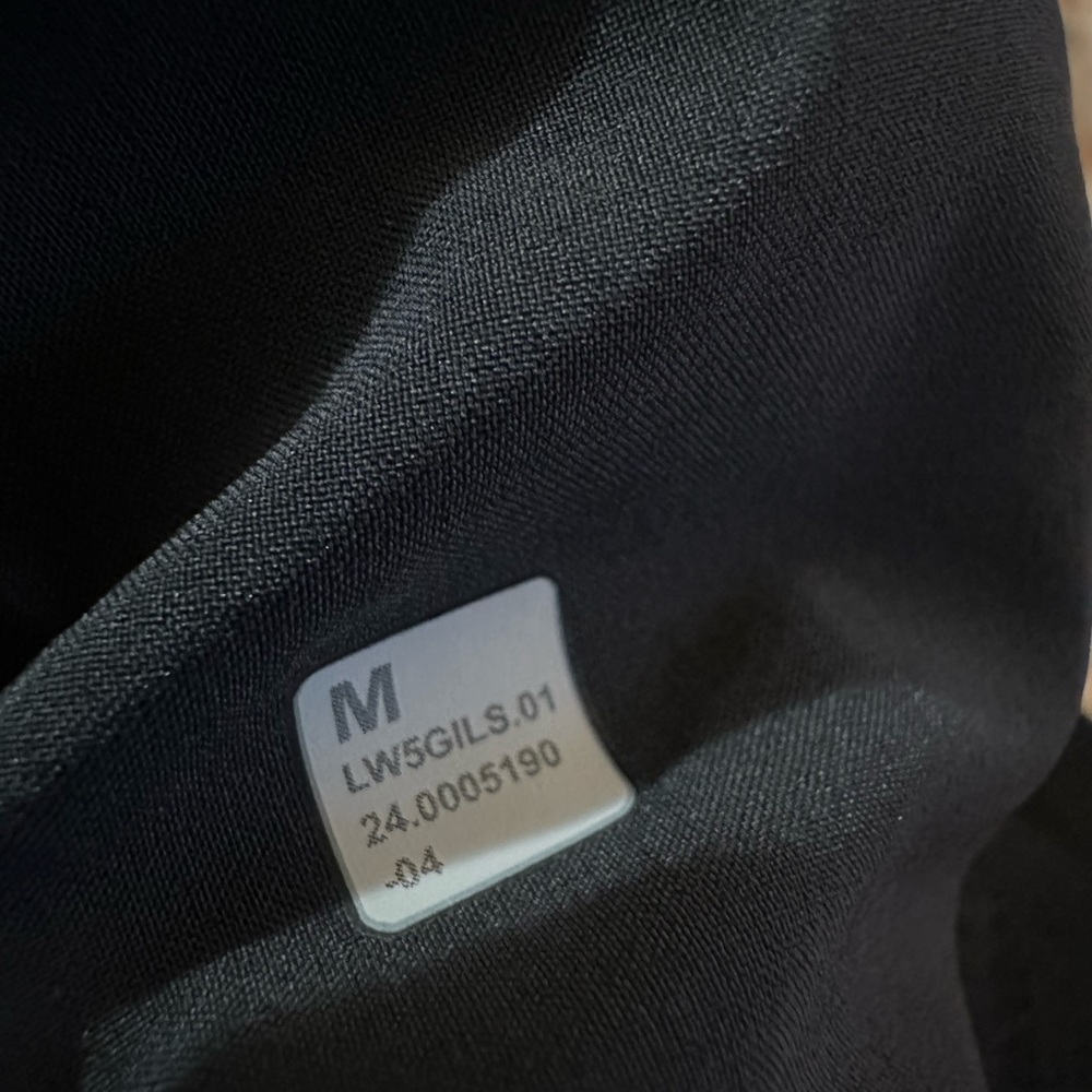 Lululemon Dance Studio Relaxed-Fit Mid-Rise Cargo Pant
Black W5GILS like new Med - Picture 2 of 8